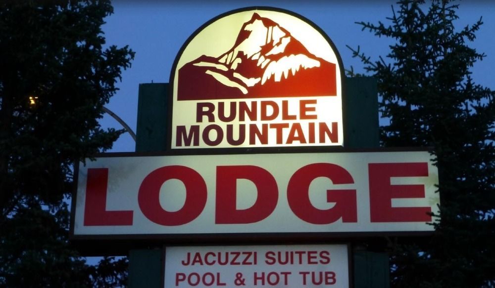 קאנמור Rundle Mountain Lodge מראה חיצוני תמונה